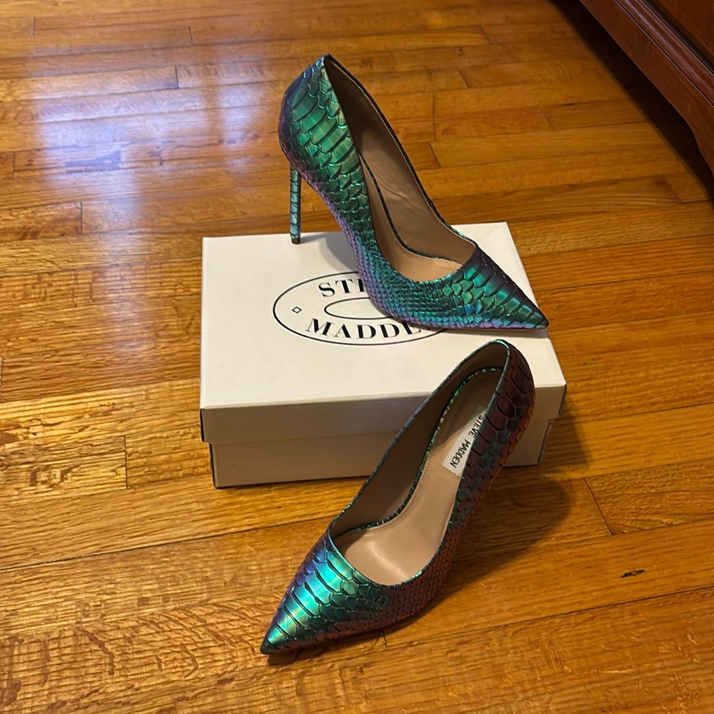 Steve Madden Iridescent Teal High Heels